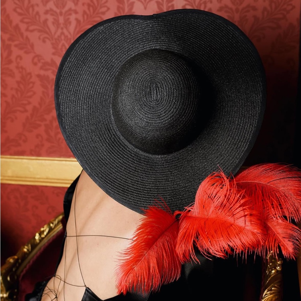 The Beheaded heart hat